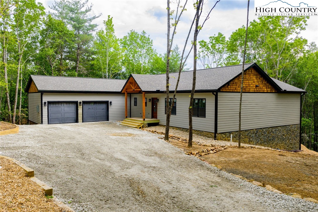 486 Noah's Ridge