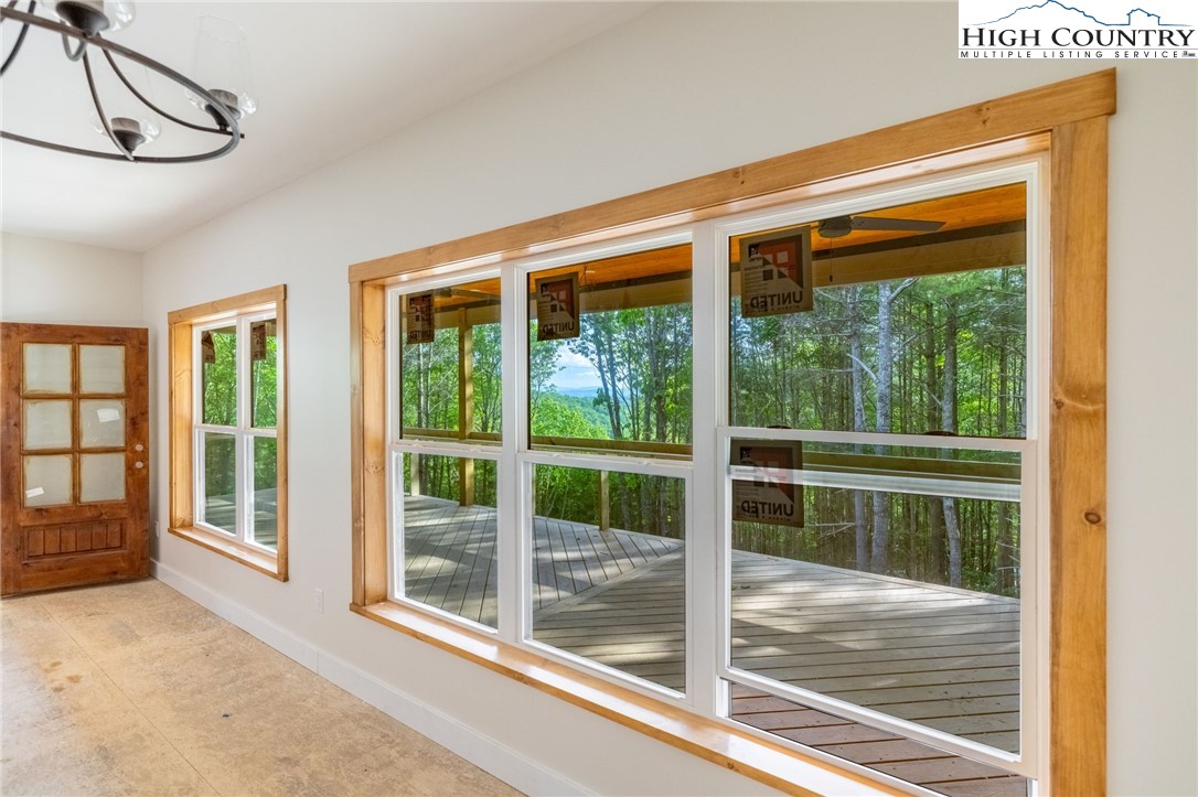 486 Noah's Ridge
