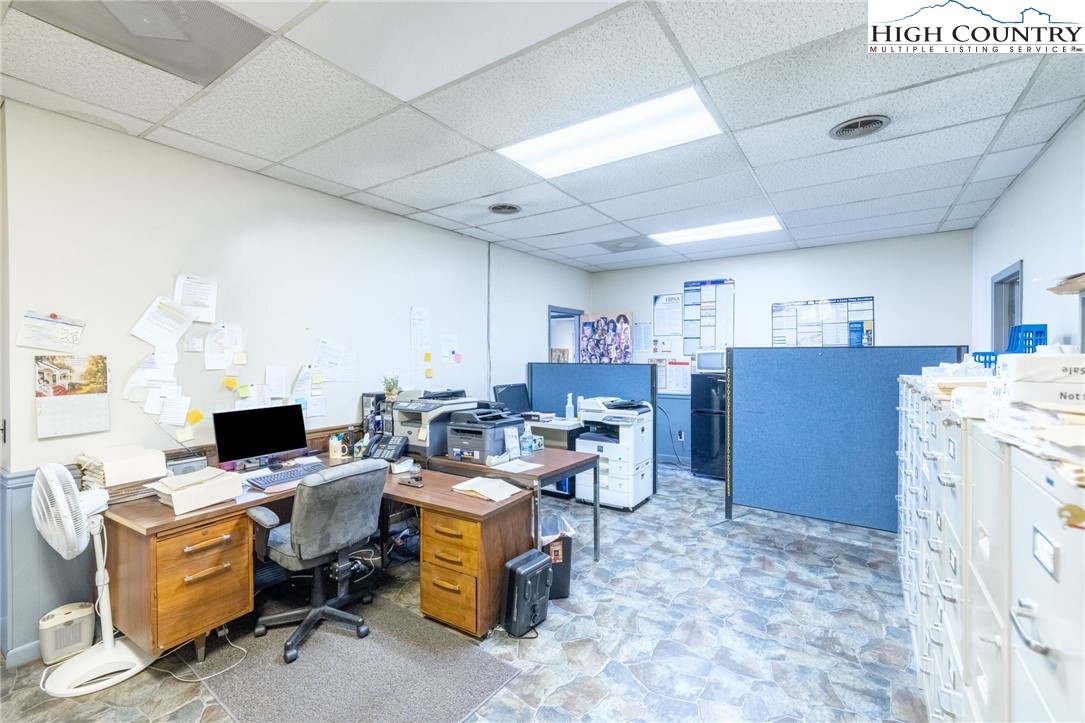 304/306 S Jefferson Avenue