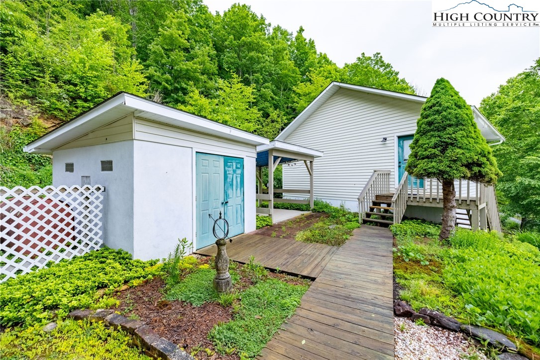 2530 Bear Wallow Road