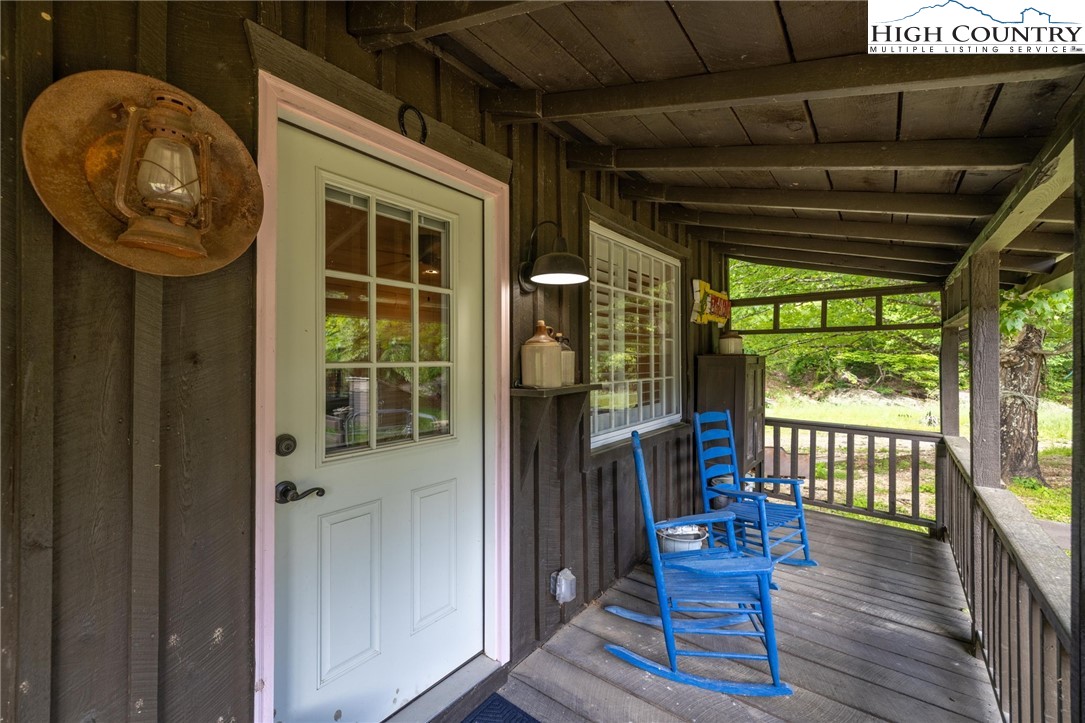 1369 Anderson Hill Road