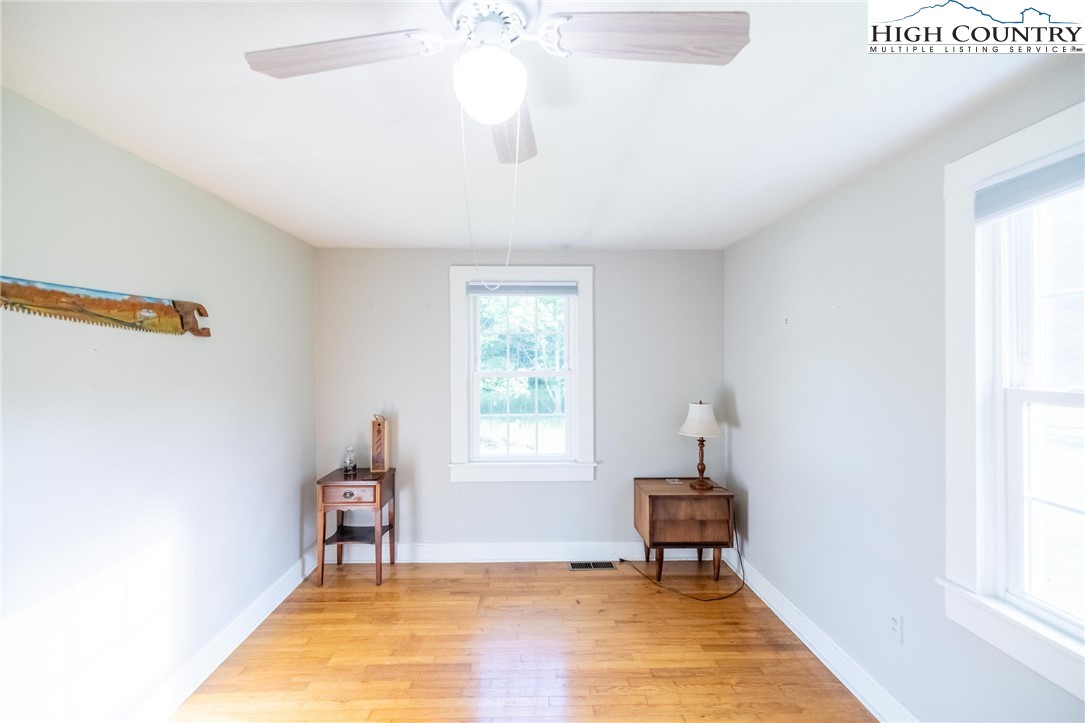201 W Laurel Knob Road