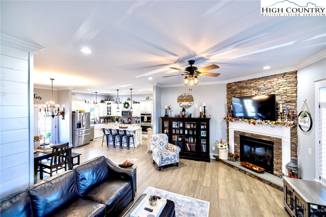 461 Chestnut Ridge Drive