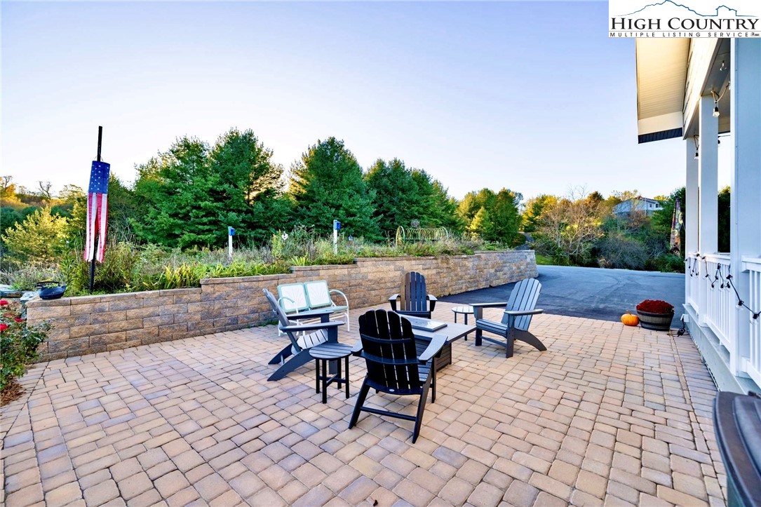 461 Chestnut Ridge Drive