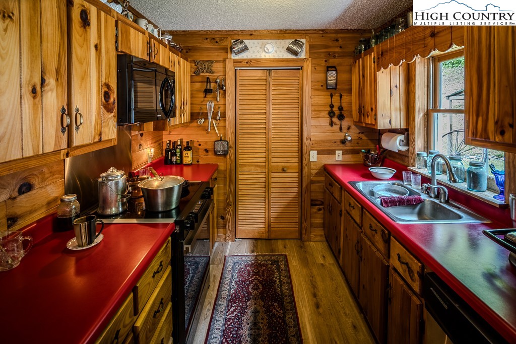 283 Deer Ridge Road