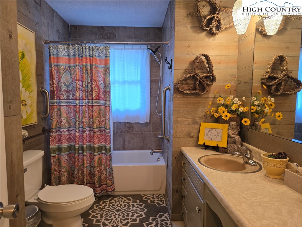 168 Highland Hill Drive