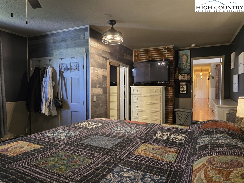 168 Highland Hill Drive