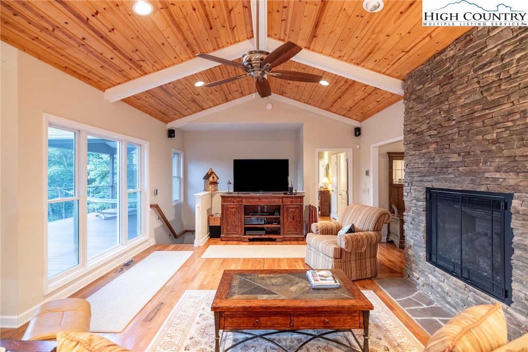 374 Bluff Ridge Road