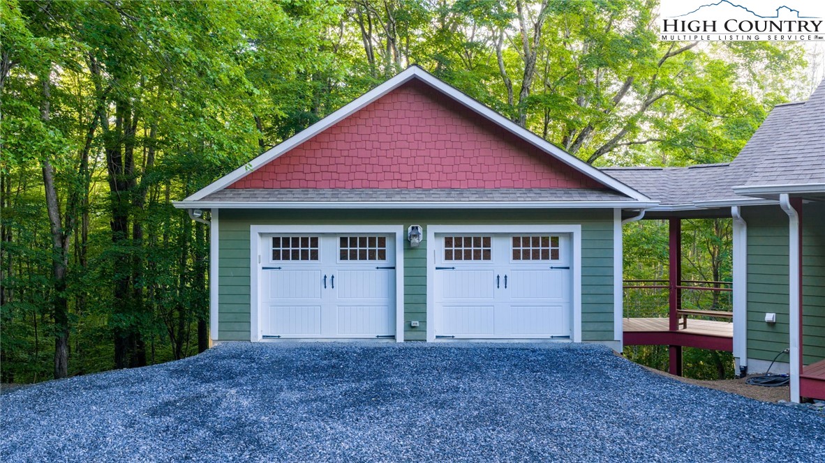 374 Bluff Ridge Road