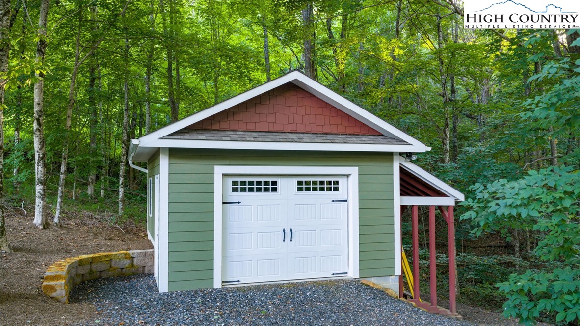 374 Bluff Ridge Road