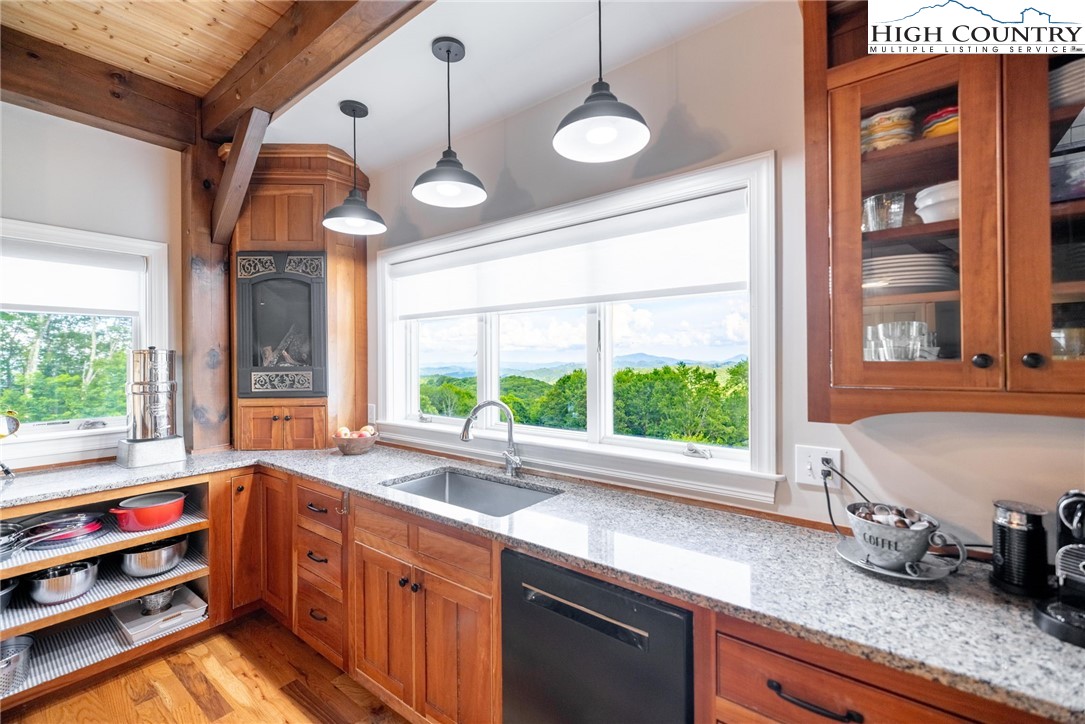 1461 Greer Town Road