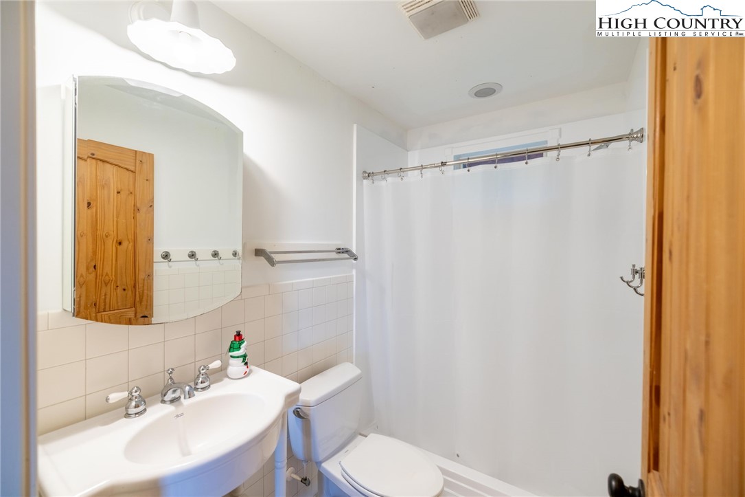 1461 Greer Town Road