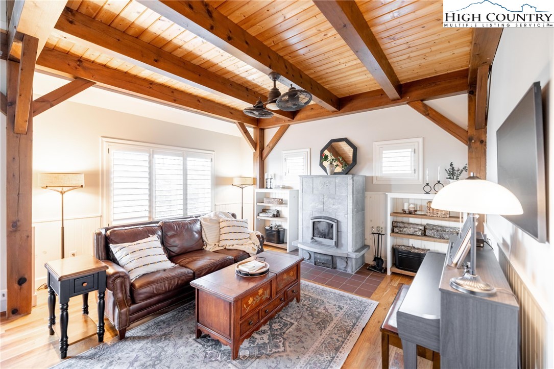 1461 Greer Town Road