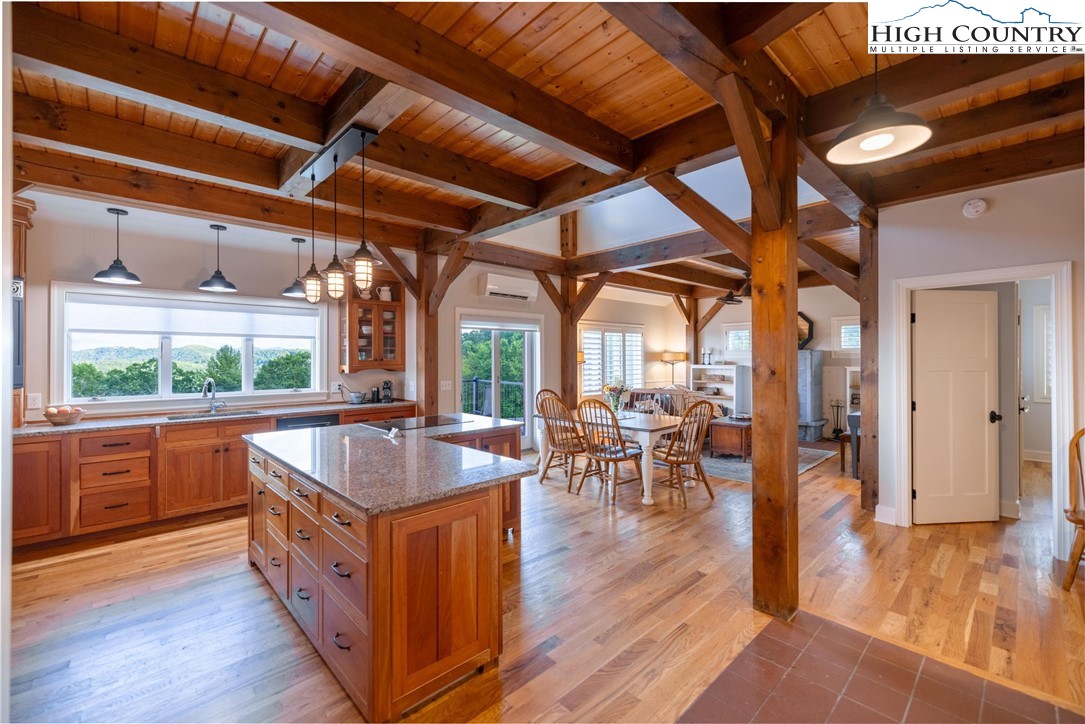 1461 Greer Town Road