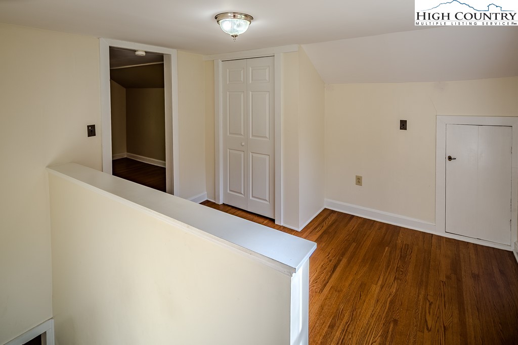 1680 Highway 194 South