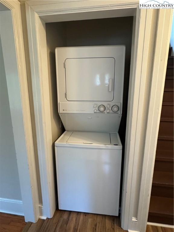 1680 Highway 194 South