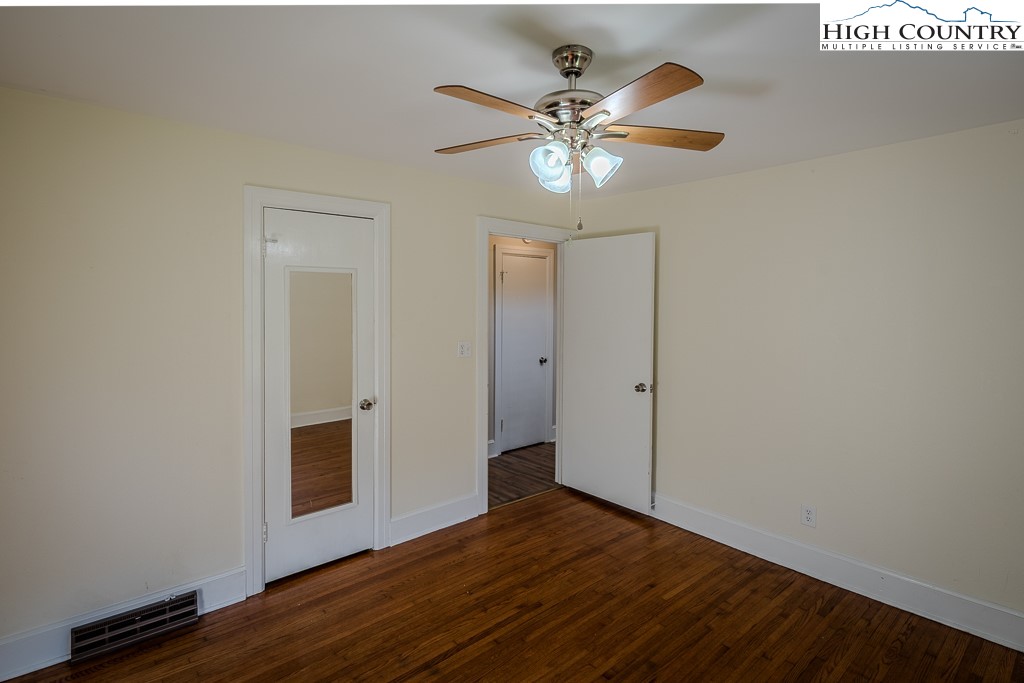 1680 Highway 194 South