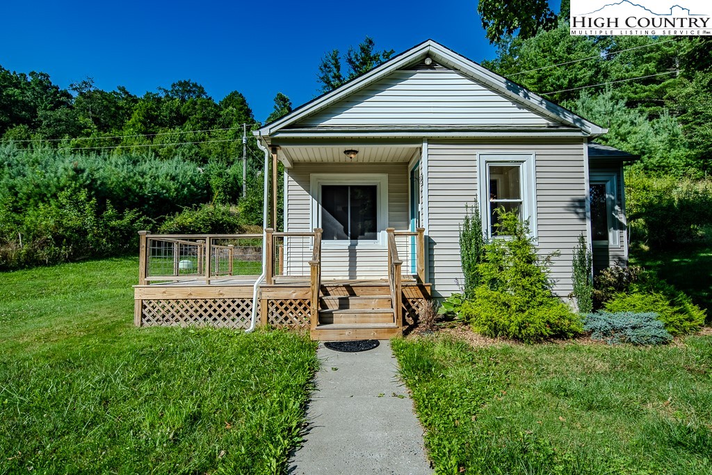 1680 Highway 194 South