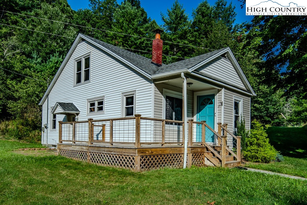 1680 Highway 194 South