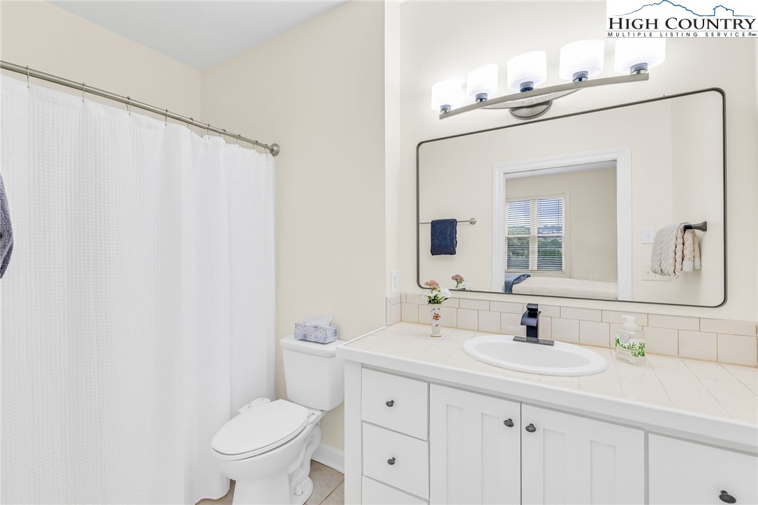342 Birkdale Ridge