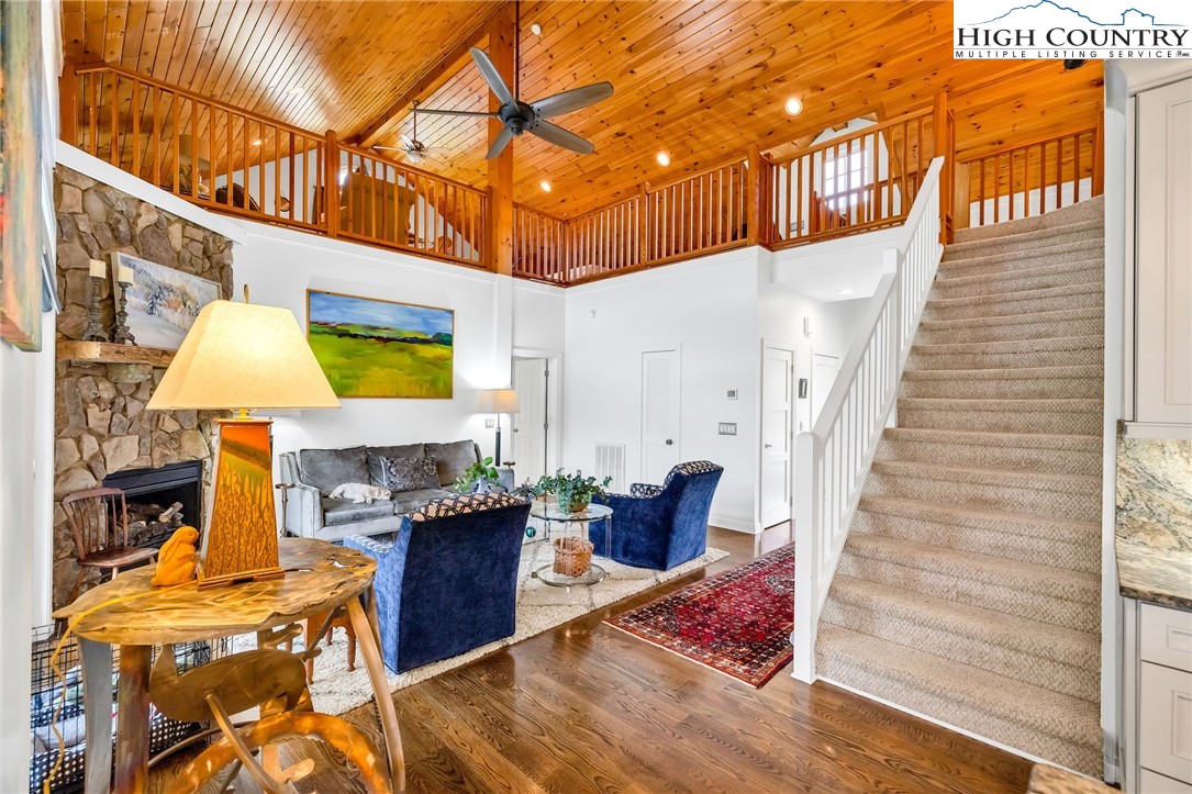 342 Birkdale Ridge