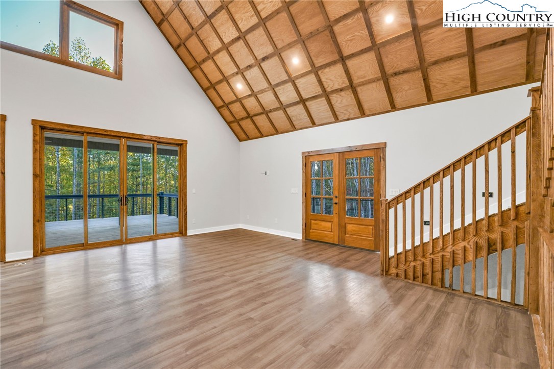 250 Noahs Ridge