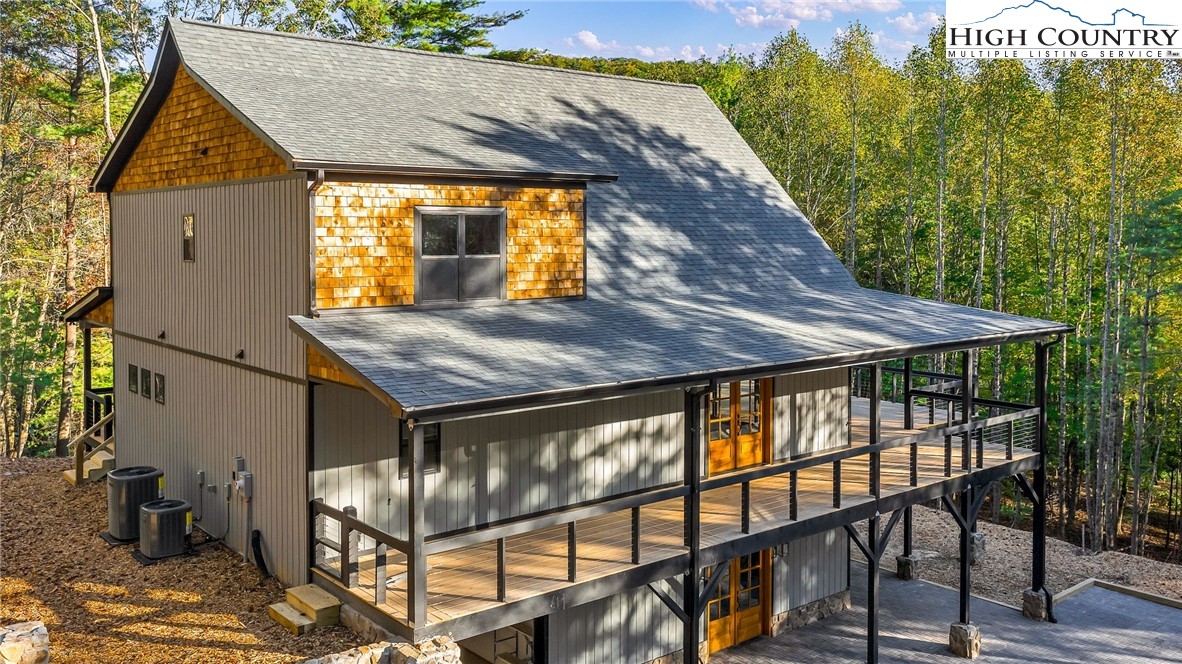 250 Noahs Ridge