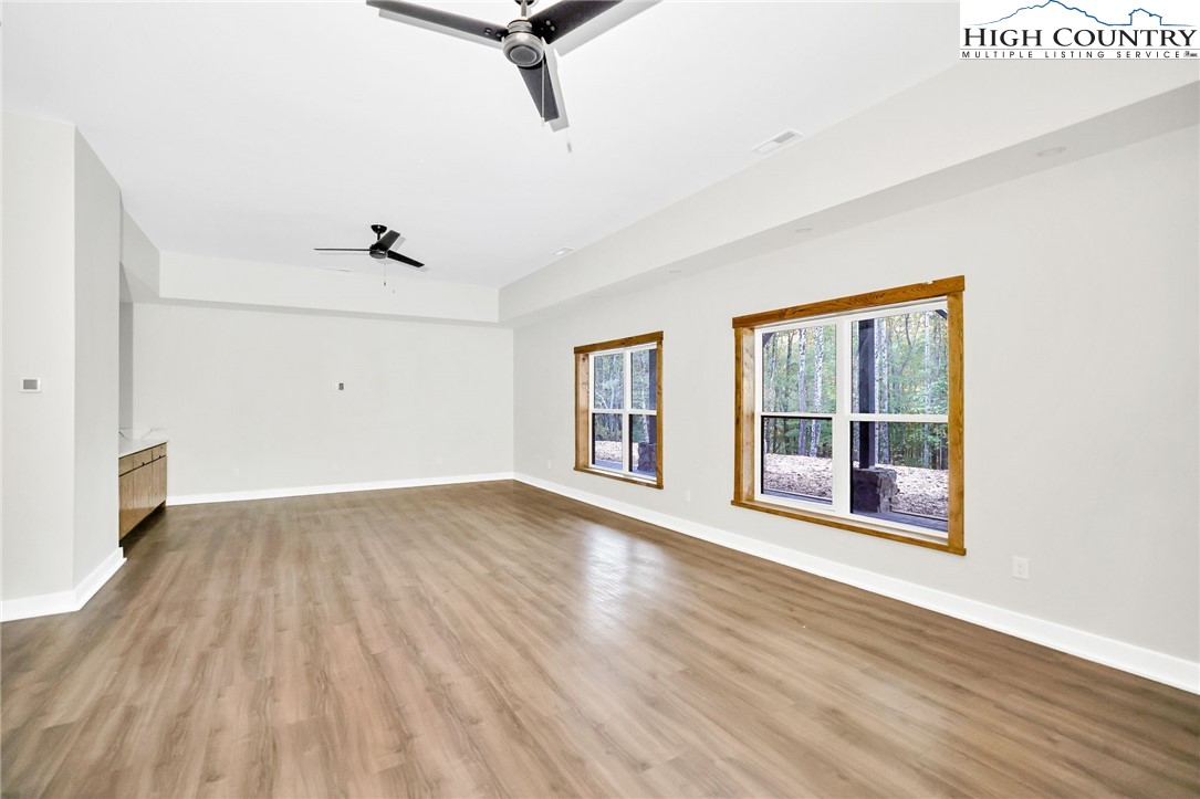 250 Noahs Ridge