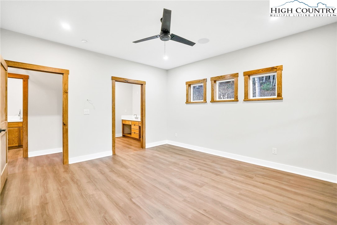 250 Noahs Ridge
