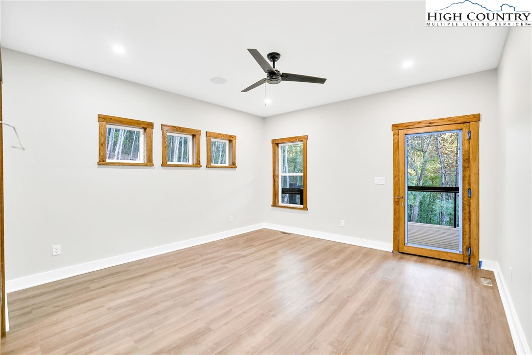 250 Noahs Ridge