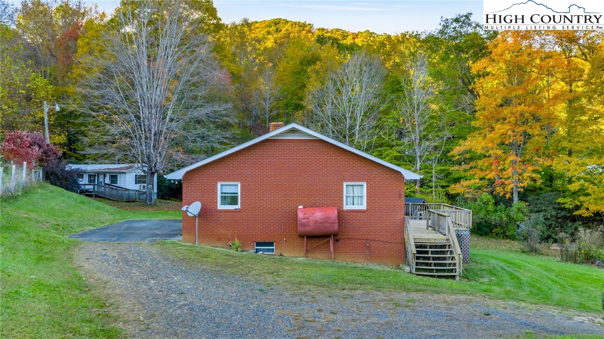 343 Saddle Gap