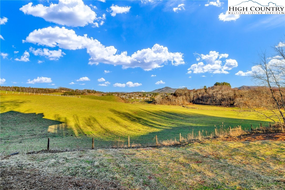 553 Graybeal Calloway Drive