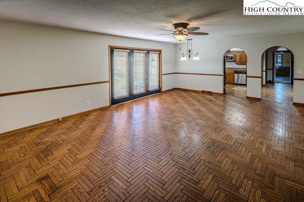 326 Mountain Valley Drive