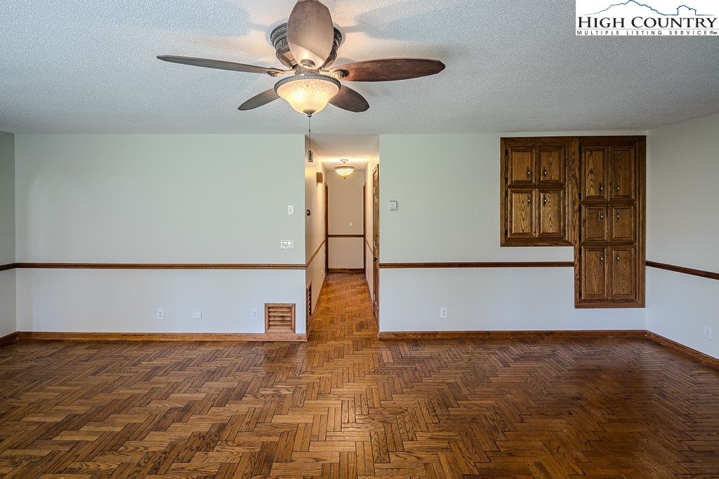 326 Mountain Valley Drive