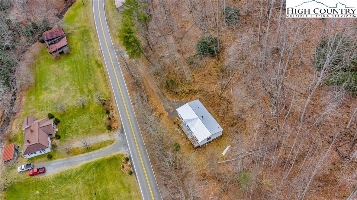 3303 Old Highway 16