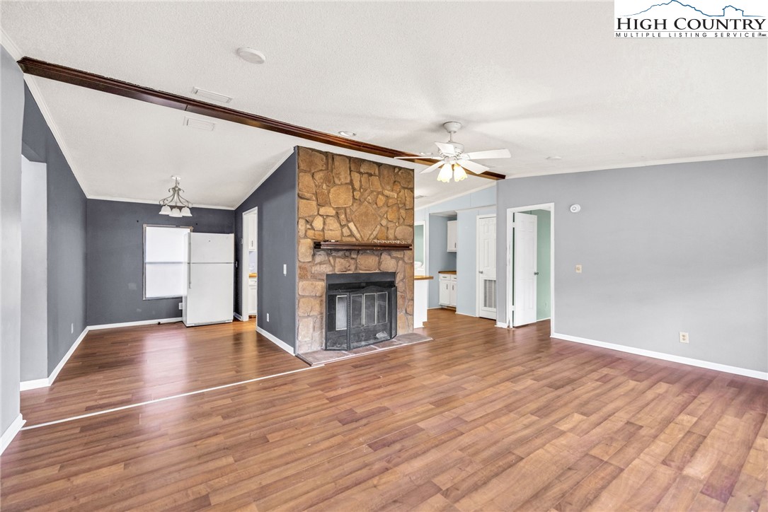3303 Old Highway 16