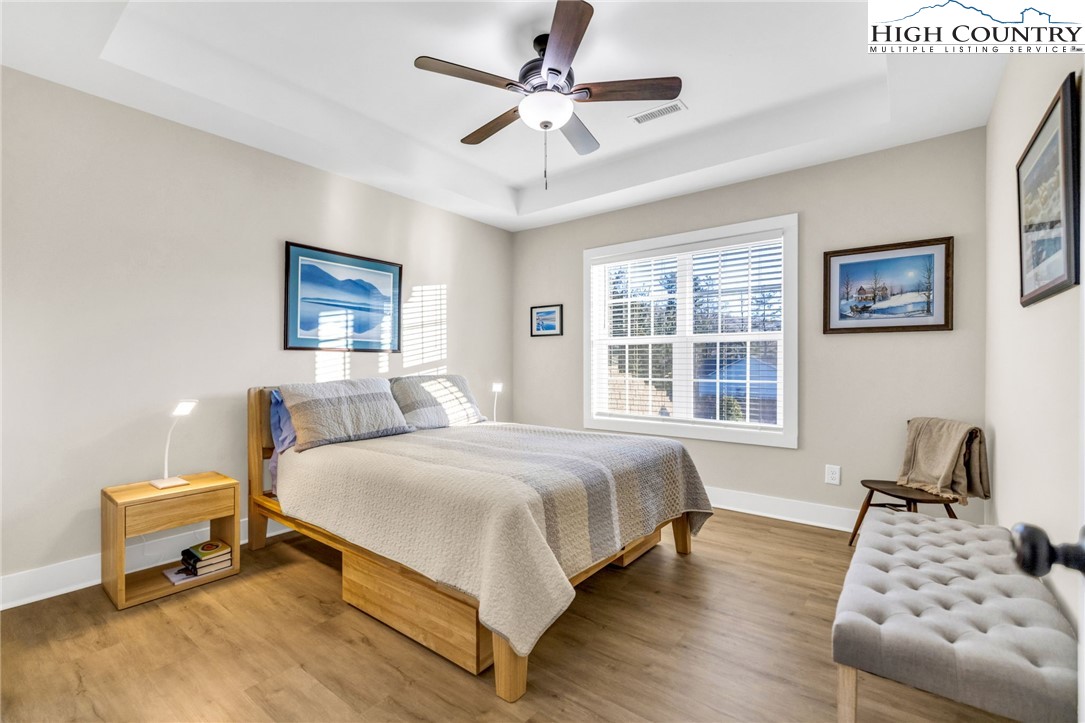 165 W Evergreen Street