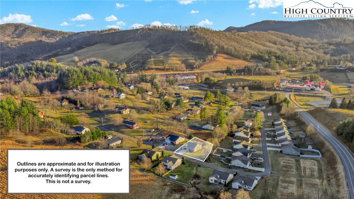 165 W Evergreen Street