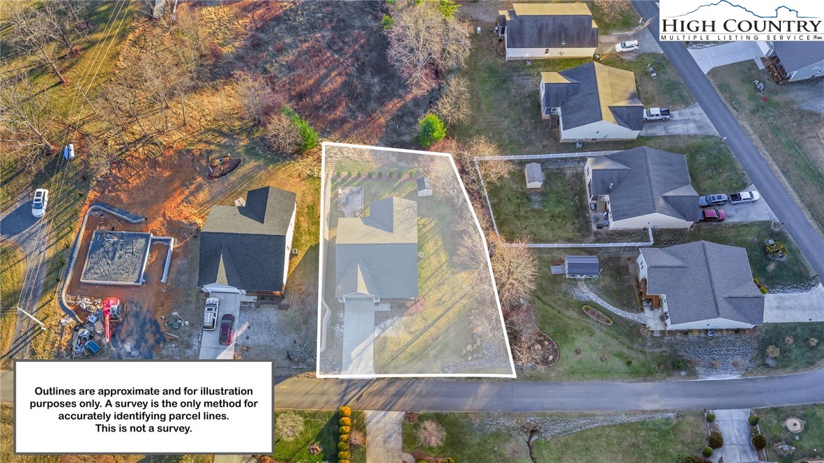 165 W Evergreen Street