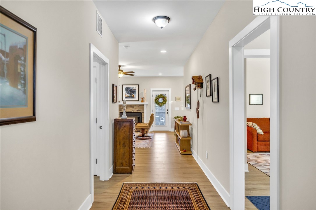 165 W Evergreen Street