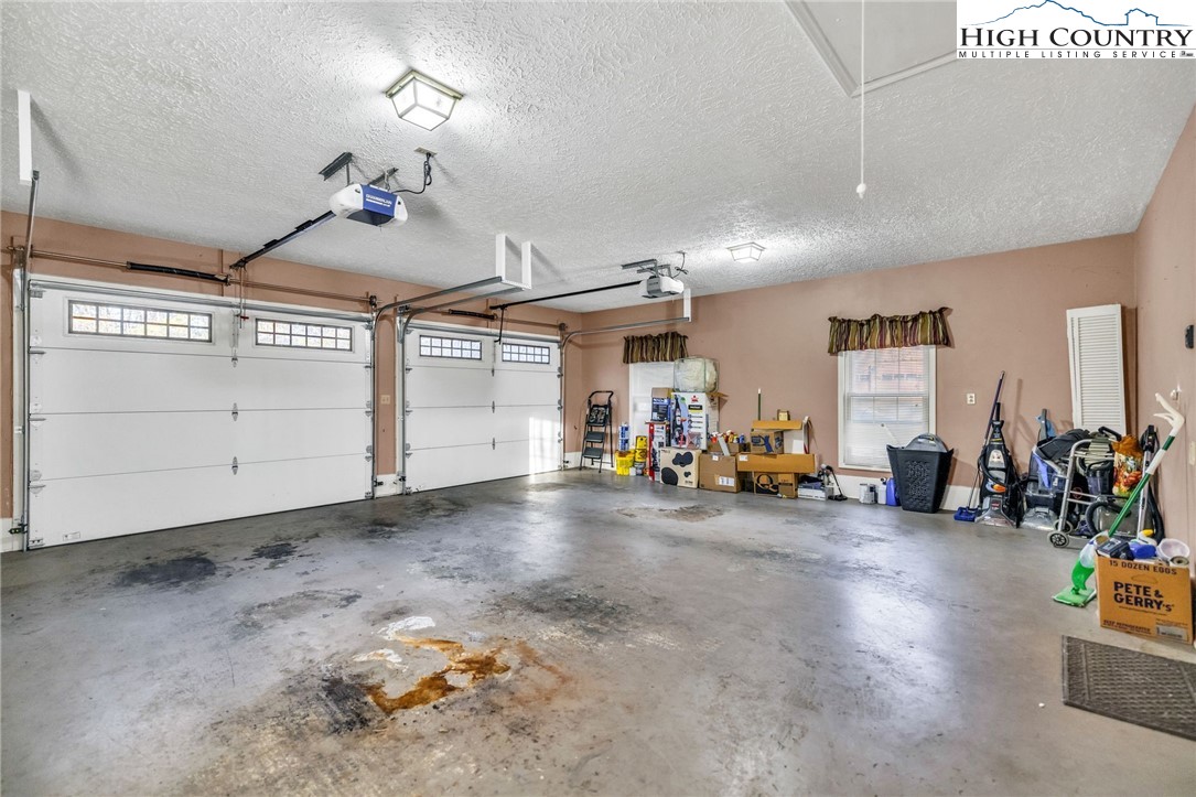 112 Walnut Lane
