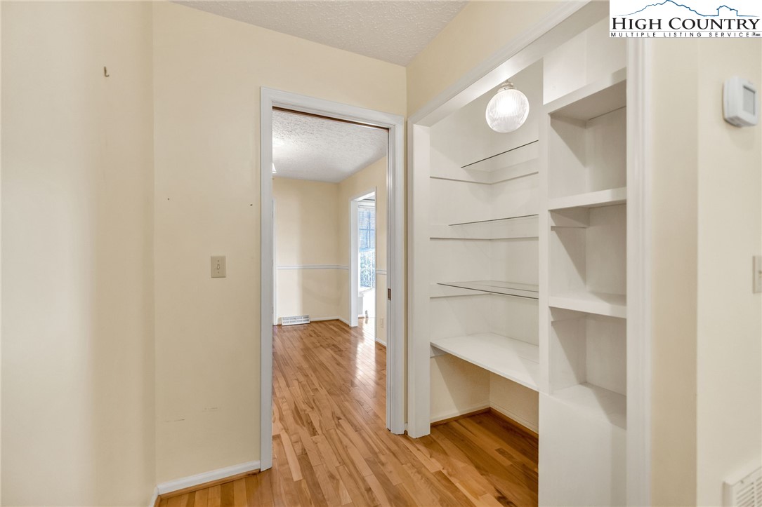 112 Walnut Lane