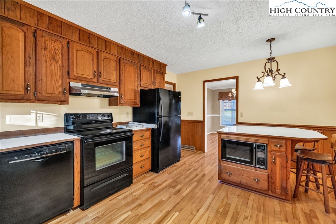 112 Walnut Lane