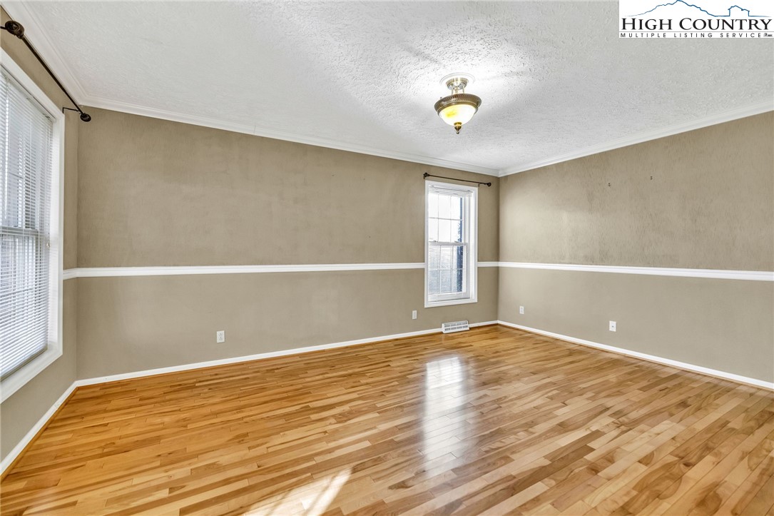 112 Walnut Lane