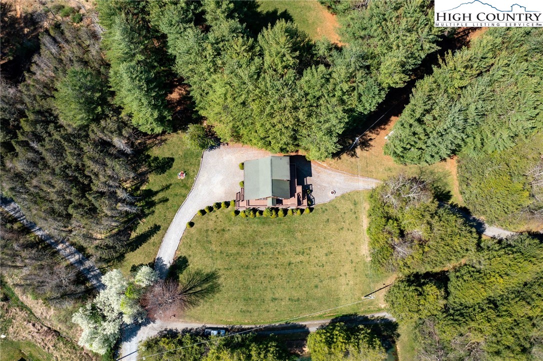 11 Lucky Lakes Drive