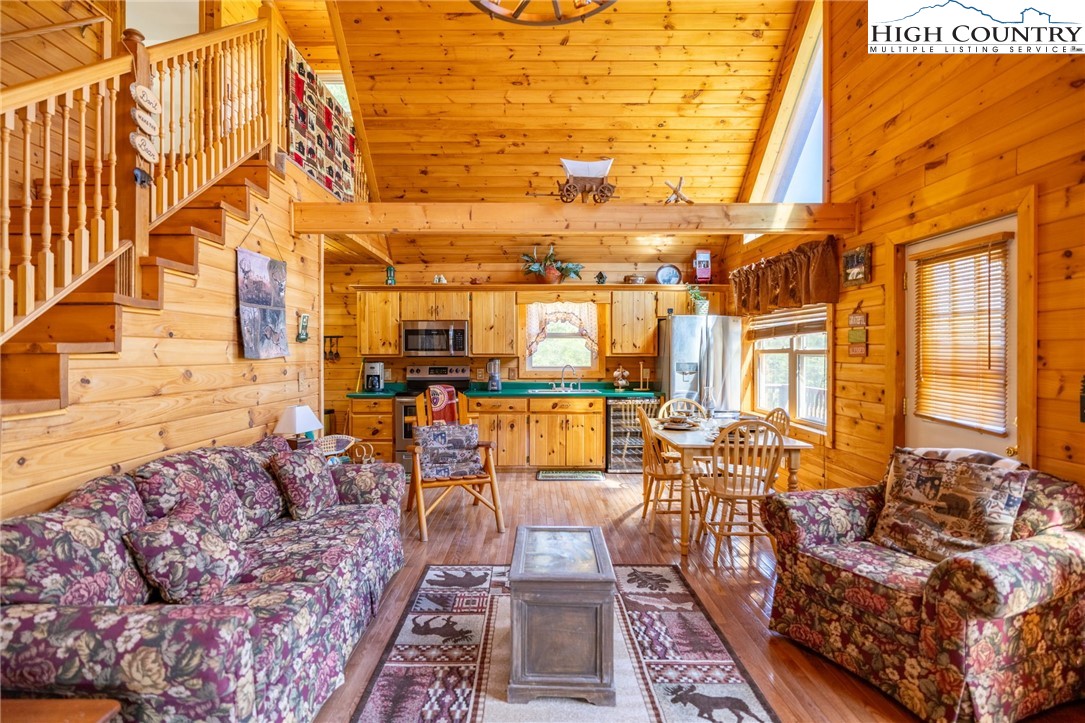 11 Lucky Lakes Drive