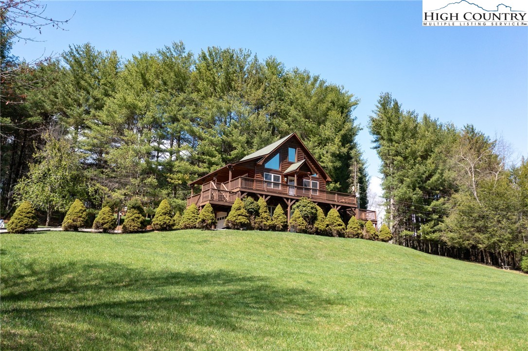 11 Lucky Lakes Drive