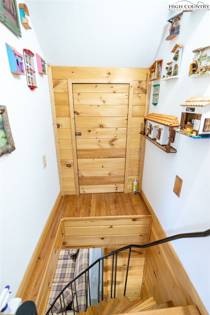 11 Lucky Lakes Drive