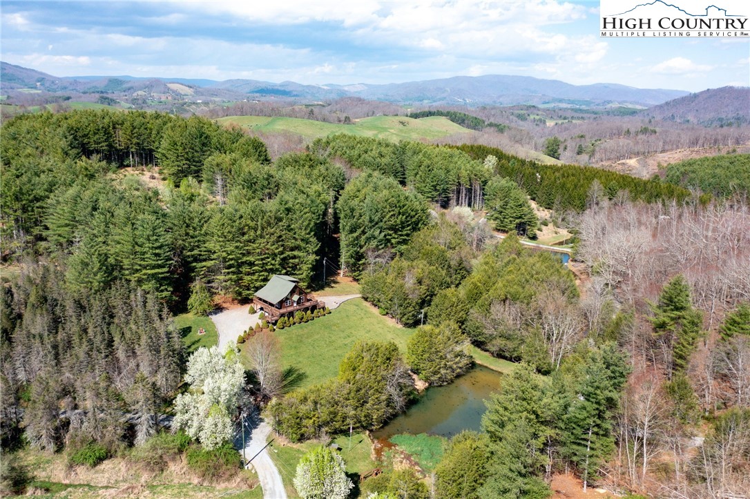 11 Lucky Lakes Drive