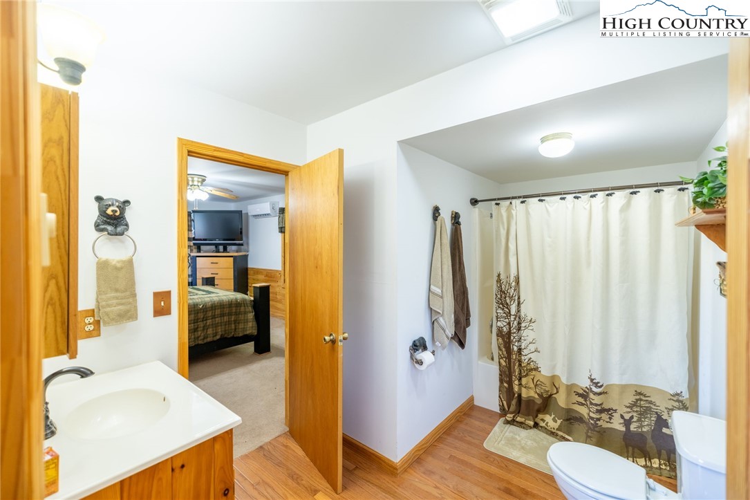 11 Lucky Lakes Drive